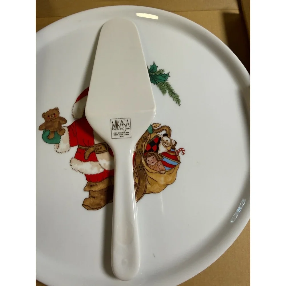 Mikasa Christmas Bear Cake Plate and Server‎ Set Sandy Lehman L5370 Fine China